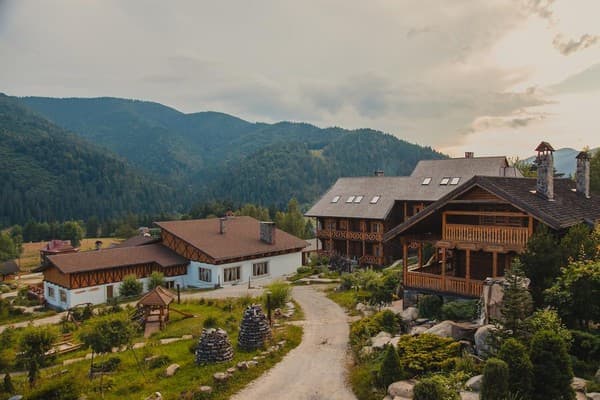 Туристичний комплекс Коруна