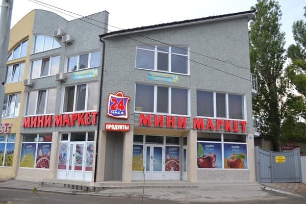 Гостинний двір Лазурний 36