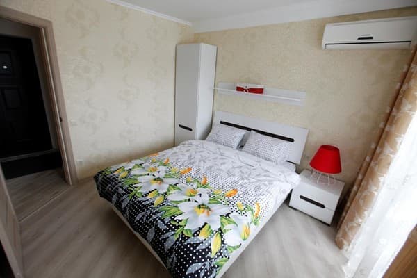 Квартира Сучасні апартаменти біля метро Оболонь