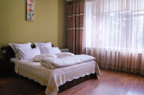 Міні-готель Сафарі-Клуб