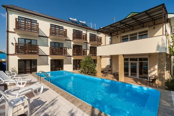 Міні-готель White Pearl