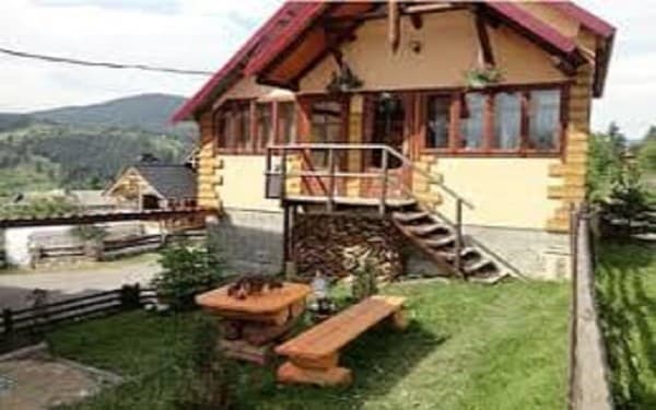 Приватна садиба Карпатська Вишиванка