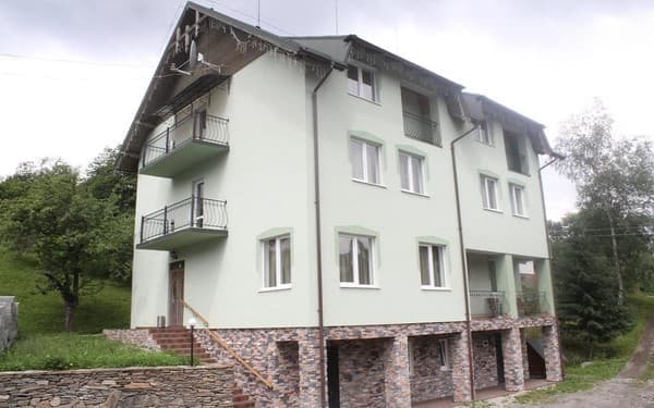 Приватна садиба Перелаз