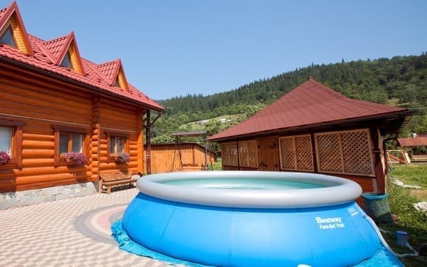 Гостинний двір Ірина