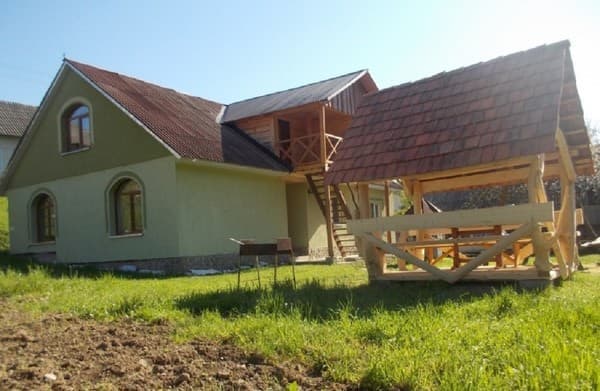 Приватна садиба Затишок біля річки