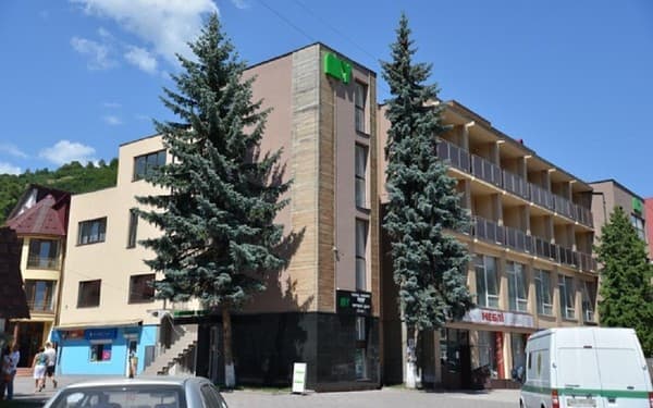Апарт-готель Rakhiv Hotel & Apartments