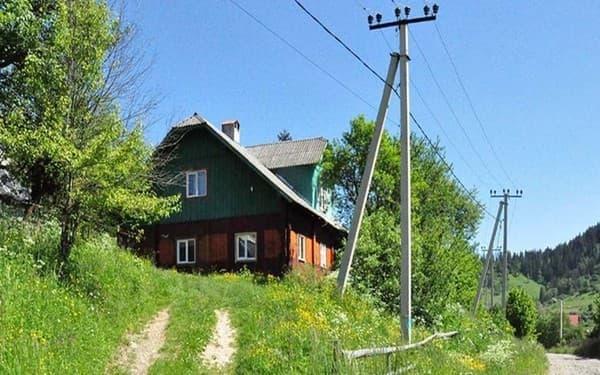 Приватна садиба Підніжжя Тростяну