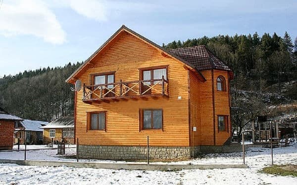 Приватна садиба Брусничка