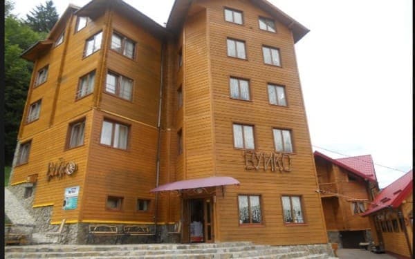 Готель Вуйко