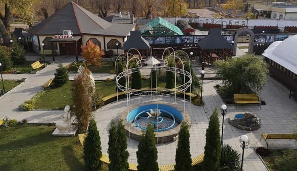 Готельно-ресторанний комплекс Влада