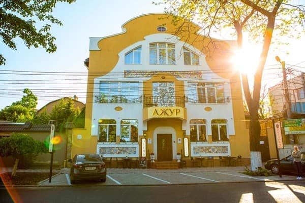 Готель Ажур