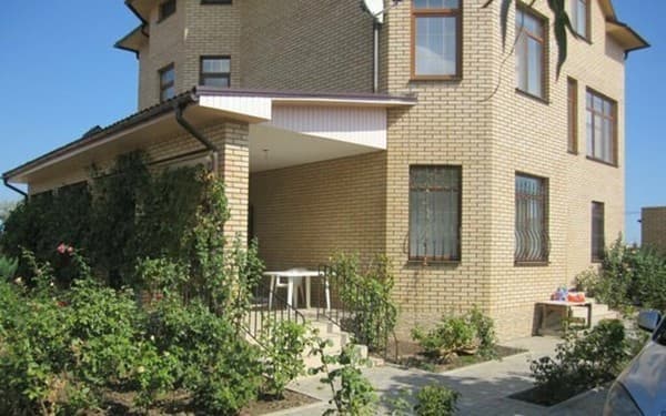 Котедж У Михайла