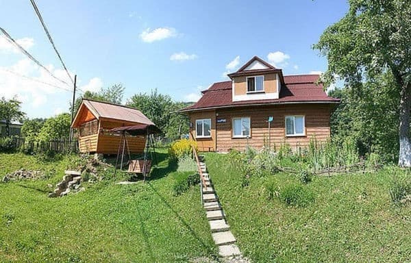 Приватна садиба Батьківська хатинка