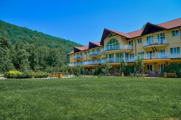 Туристичний комплекс Belle Royalle