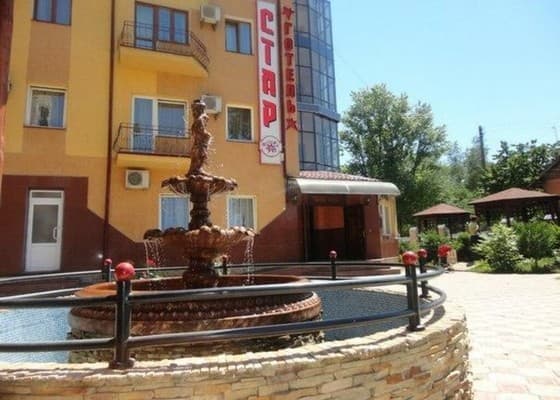 Готель Стар