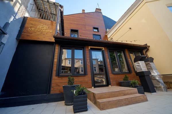 Готель Mezzaninе