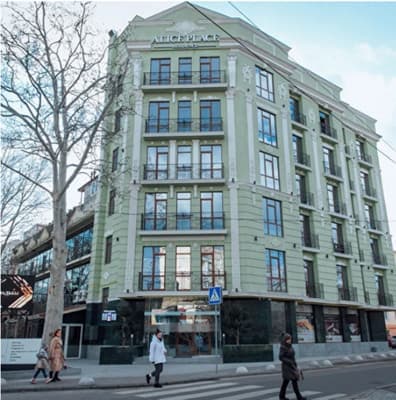 Готель Alice Place