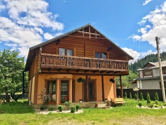 Приватна садиба Згарда