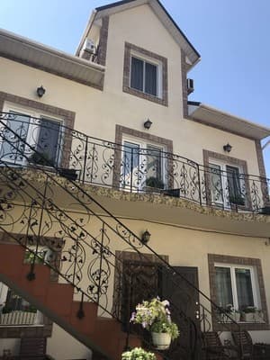 Міні-готель Аджуга