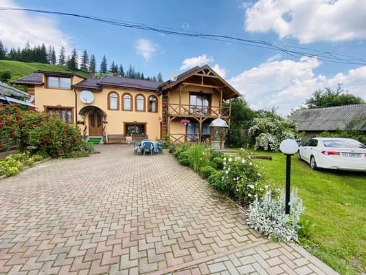 Приватна садиба Родинний затишок