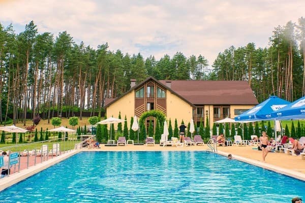 Готельно-ресторанний комплекс Криве Озеро