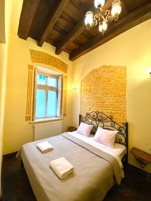 Квартира Oberig біля Галицького ринку, вул. Валова 21