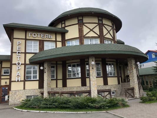 Готель Опалковий Замок