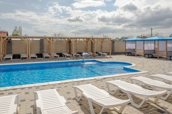 Готель QZone Family Club