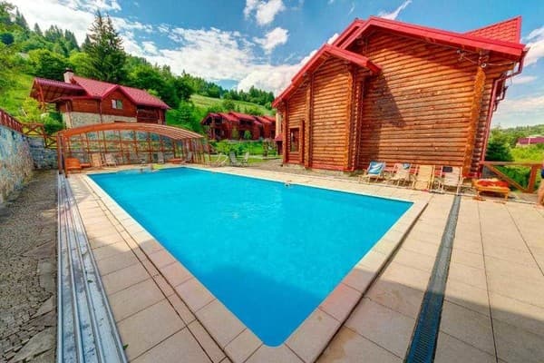 Готель Слов'янка