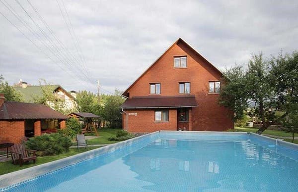 Приватна садиба Затишок в Карпатах