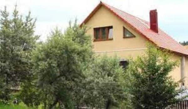 Приватна садиба Між горами у Андріани