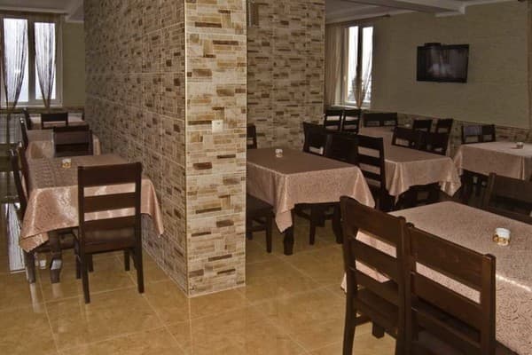 Готель Горизонт