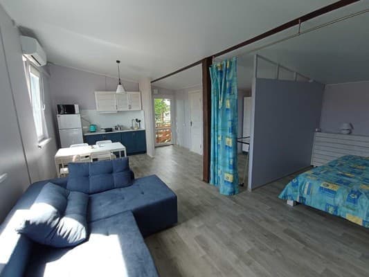 Приватний сектор Біля моря, Крижанівка