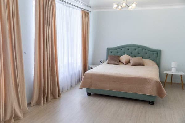 Готельно-ресторанний комплекс Дубовий гай