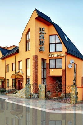 Готель Едем