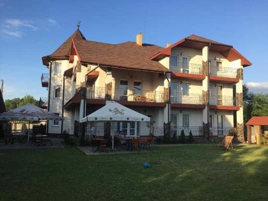 Приватний сектор Маєток Івана Купала