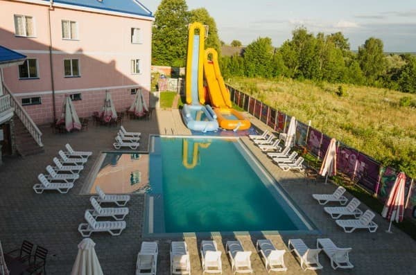 Готельно-ресторанний комплекс Монарх