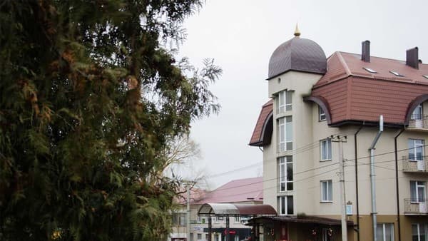 Готель Optima Почаїв