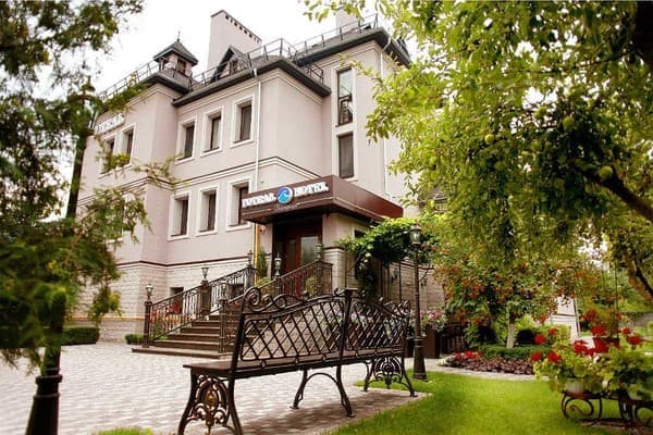 Готель Бистриця Люкс