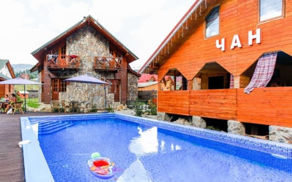 Котедж Сосновий двір