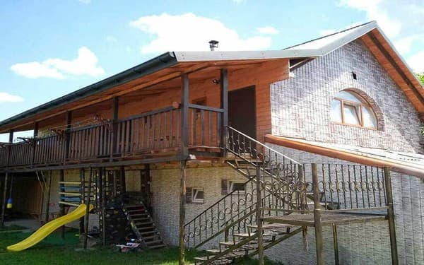 Приватна садиба Еко-люкс