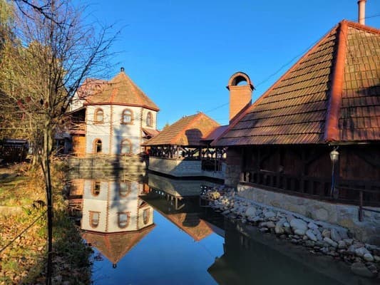 Готельно-ресторанний комплекс Ворота Карпат