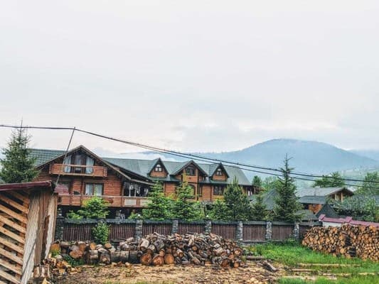 Приватна садиба У Ірини