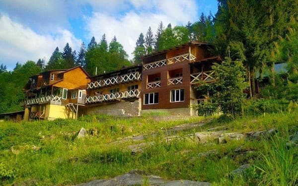 Готель Жива вода