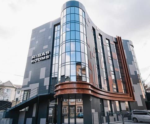 Готель Ribas Rooms Lutsk