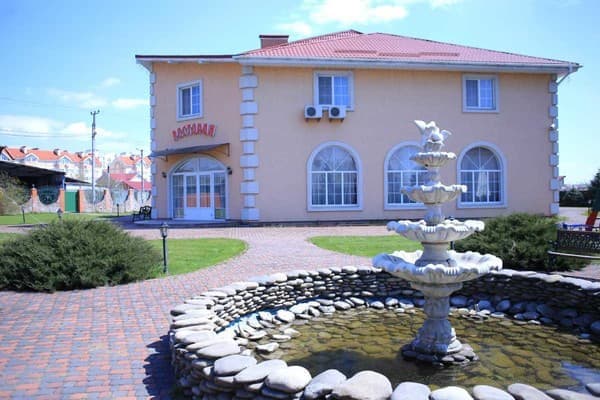 Готельно-ресторанний комплекс Петровський Маєток