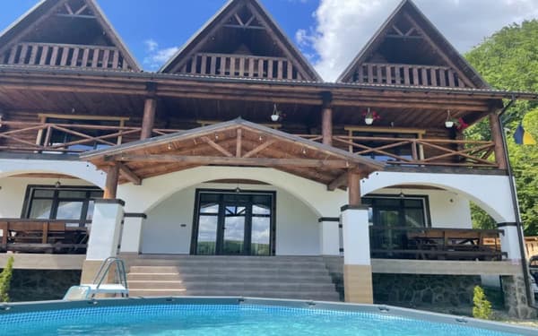 Котедж Пікуй (котедж)