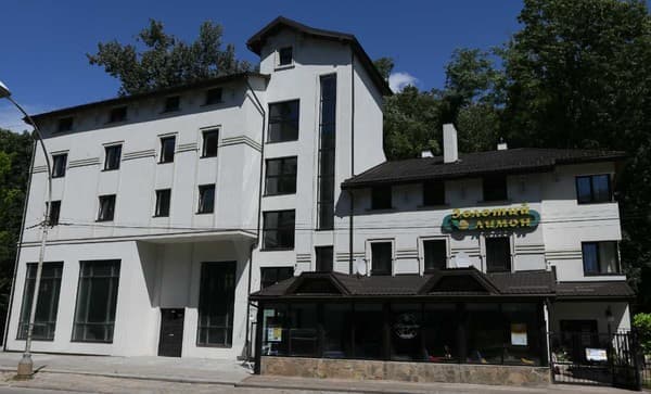 Готель Золотий лимон