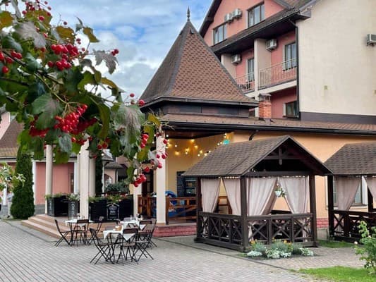 Готель Срібний Водограй