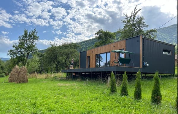 Котедж B-House